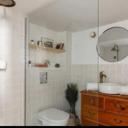 Authentique Au Centre D'antibes Appartement *